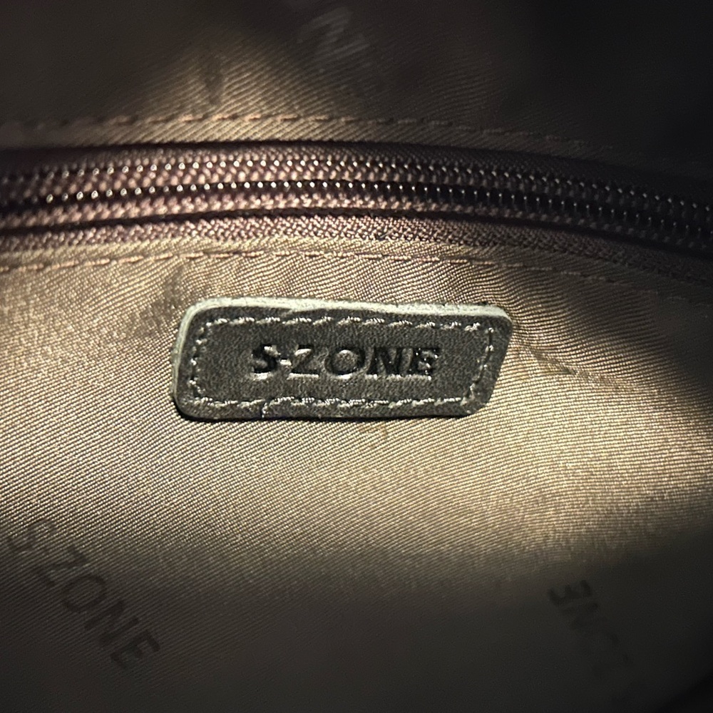 Elegant Black Round Leather Crossbody Bag by S-zone - Picture 6 of 11